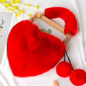 Luxurious Red Faux Fur ❤️ Shaped Plush Crossbody w/Matching Keychain. NWOT